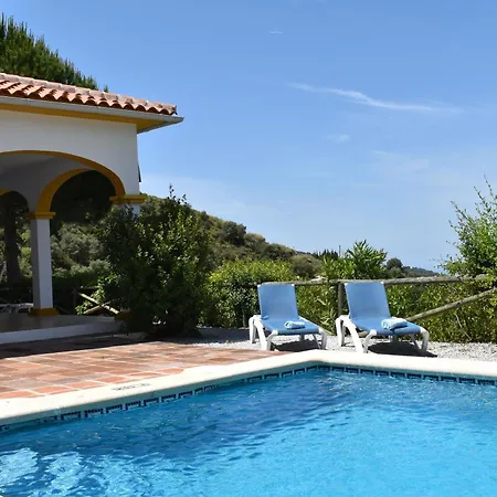 Holiday home Mit Privatem Pool Sayalonga