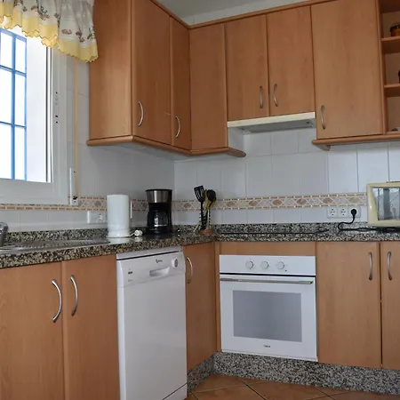 Holiday home Mit Privatem Pool Sayalonga